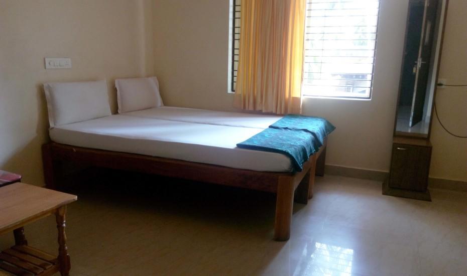 Dhenu Atithya Hotel Māvalli Buitenkant foto